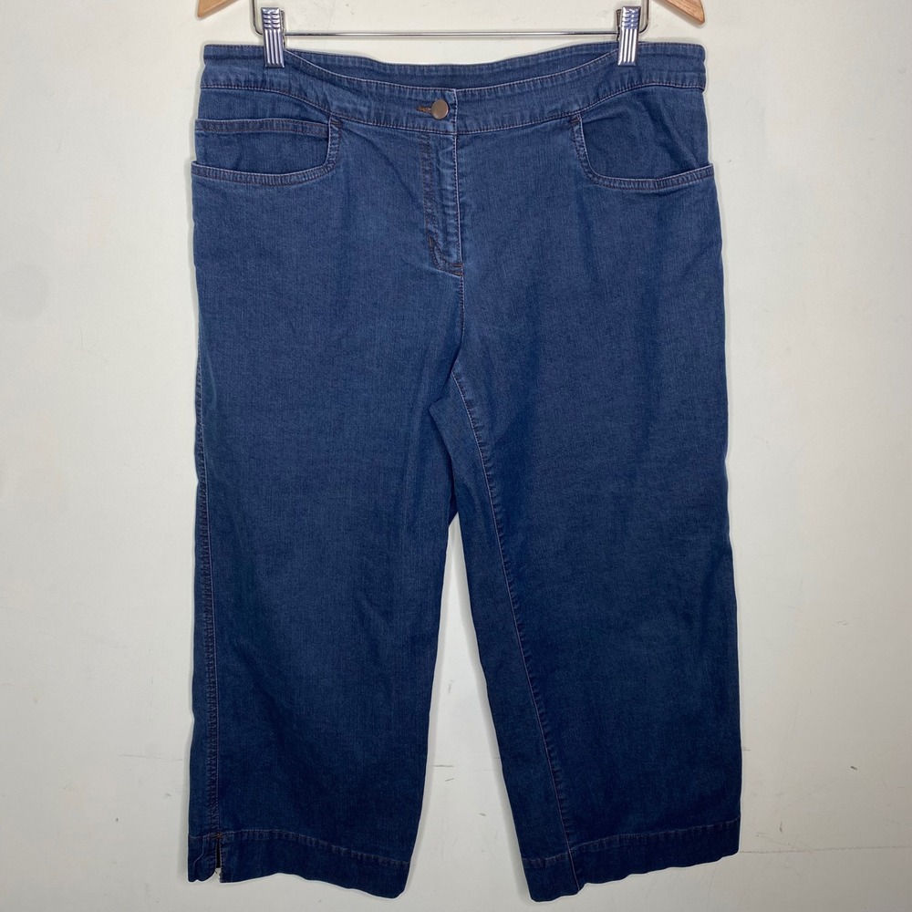 Eileen Fisher Size Large Denim Capris or Long Shorts